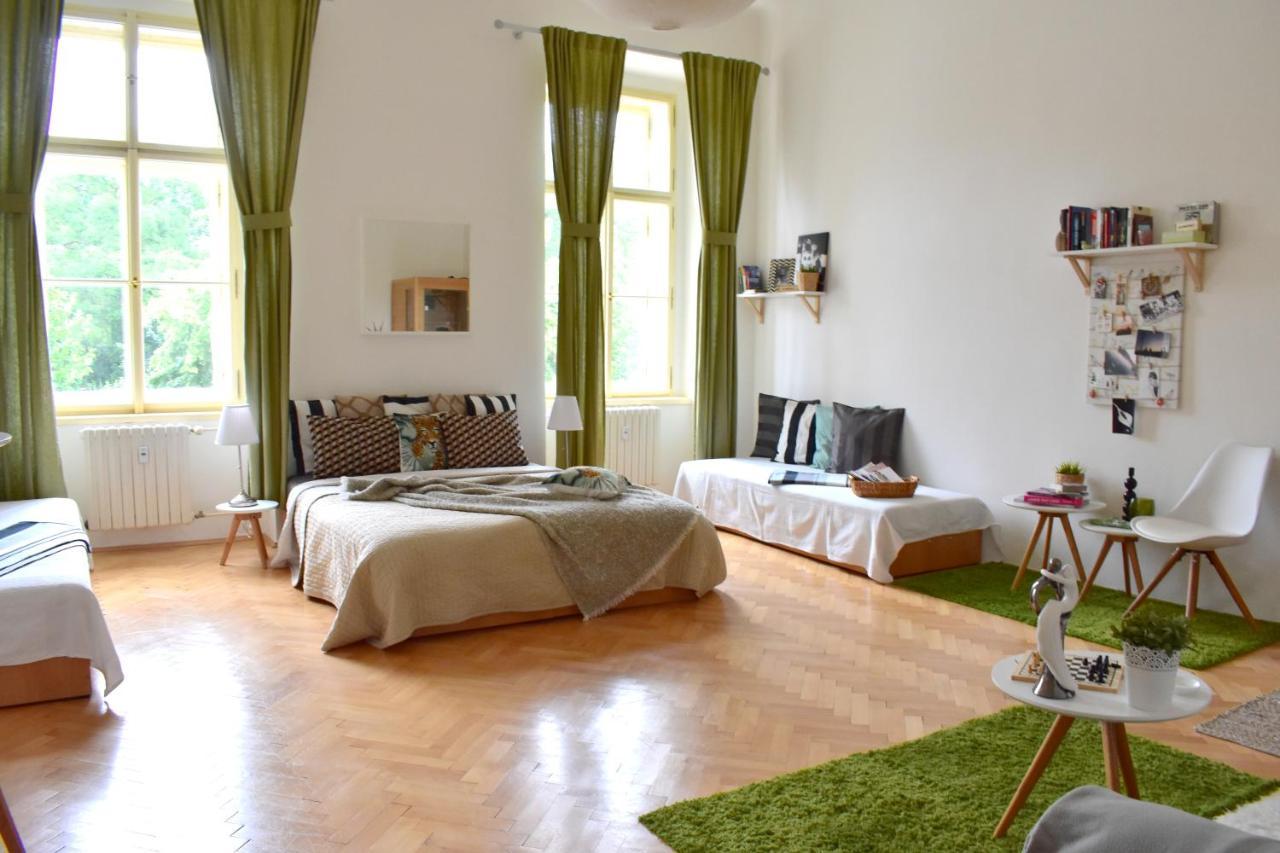 Wellness Florenc Apartment Prag